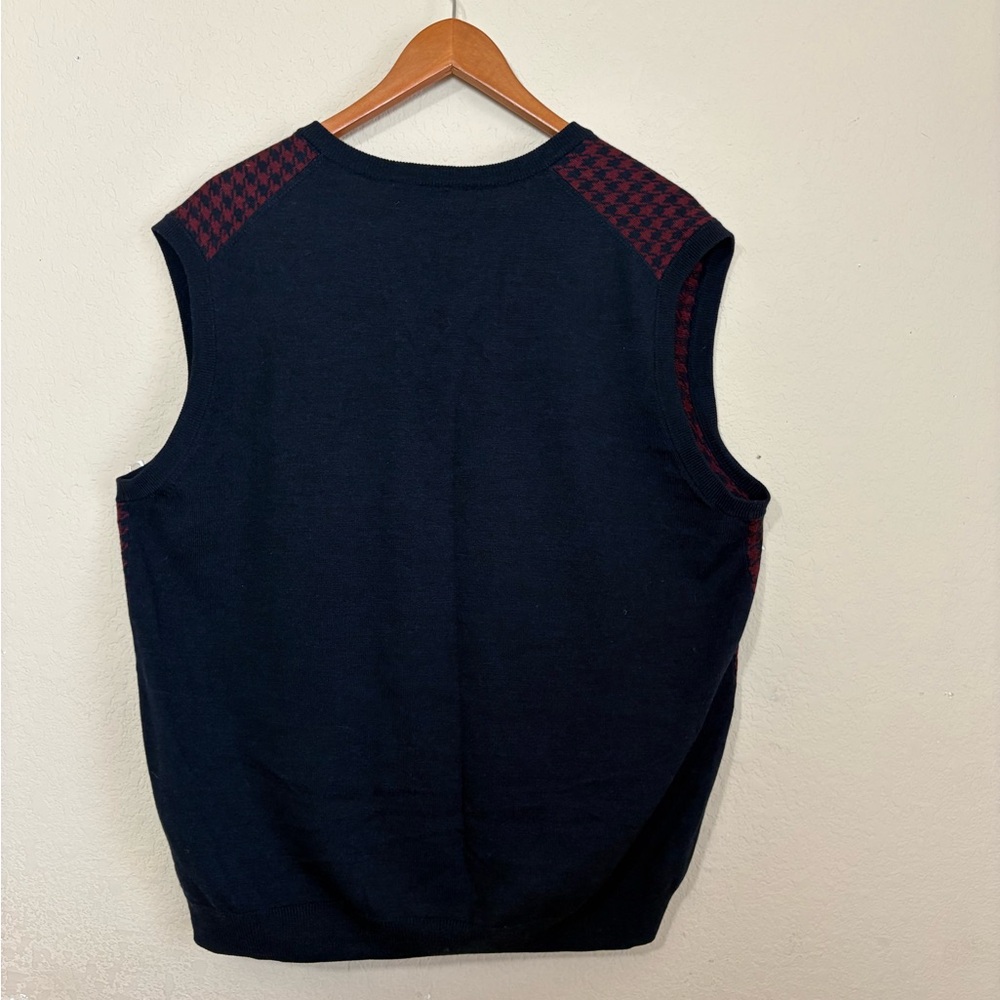 Brooks Brothers Merino Wool Navy & Burgundy V-Neck Herringbone Sweater Size XL - Picture 8 of 15